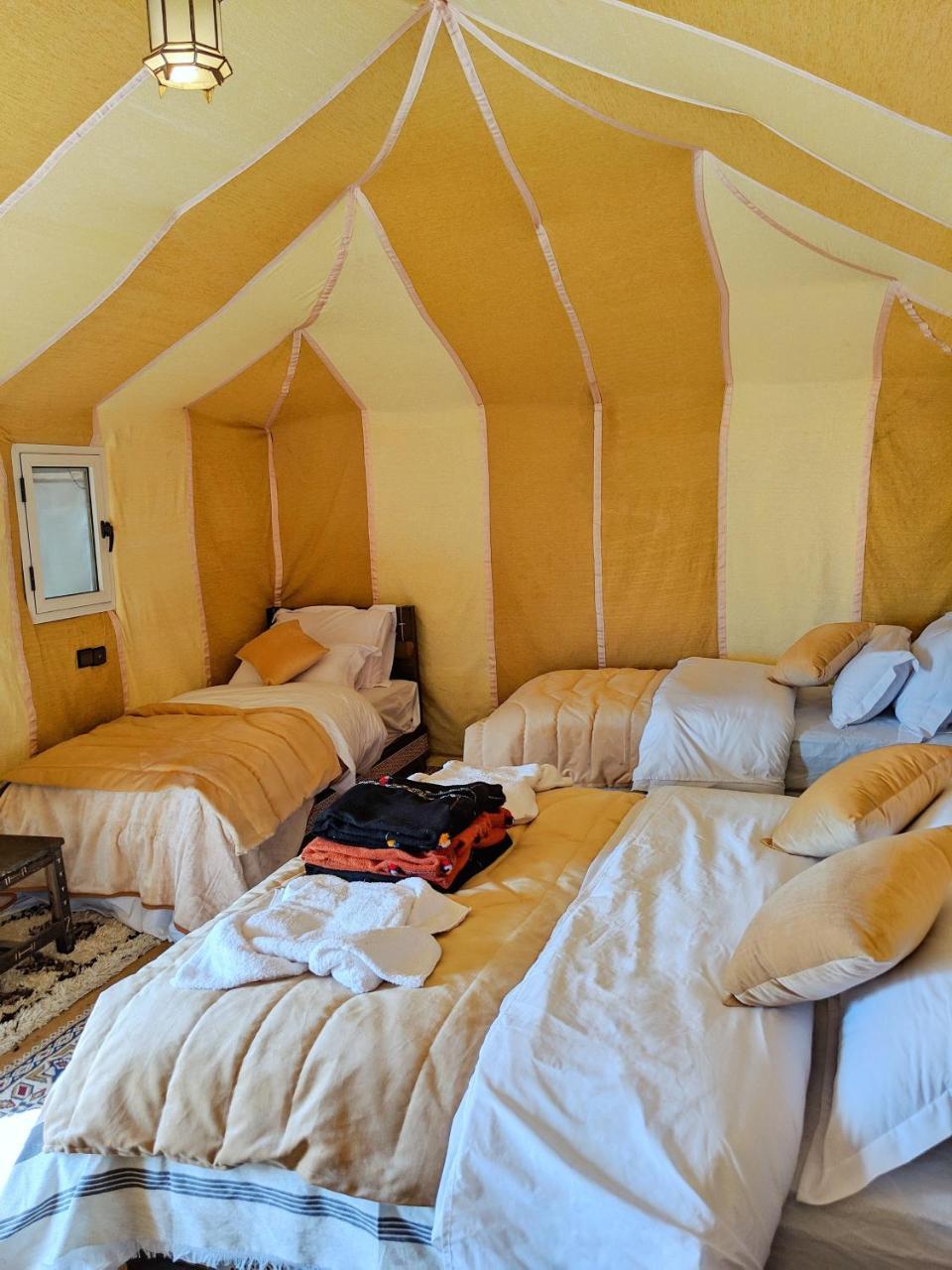 Sahara Majestic Luxury Camp Hotell Merzouga Exteriör bild Interior of a luxury tent